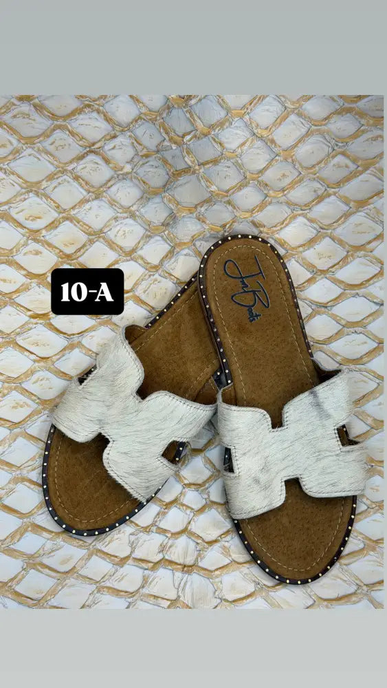 JM Cowhide sandals Sz 10 - 10-A