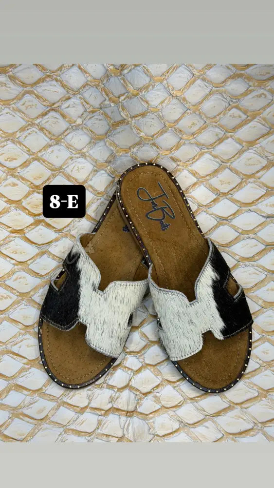 JM Cowhide sandals Sz 8 - 8-e