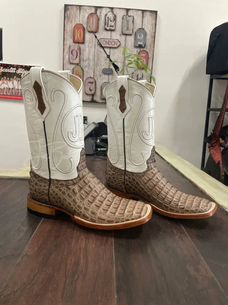 Lomo de Caiman- Mink and Black - 9 EE - Boots