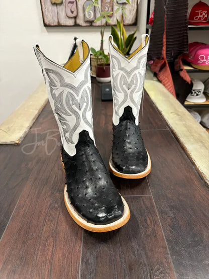 Ostrich- Black Round - 11 EE - Boots