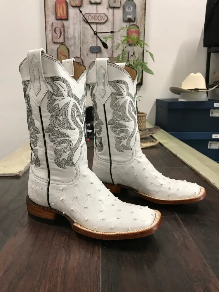 Ostrich - White - 6 EE - Boots