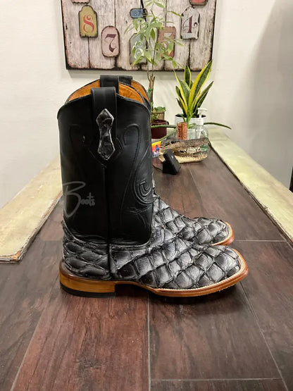Pirarucu black and white rise - 9 1/2 E - Boots