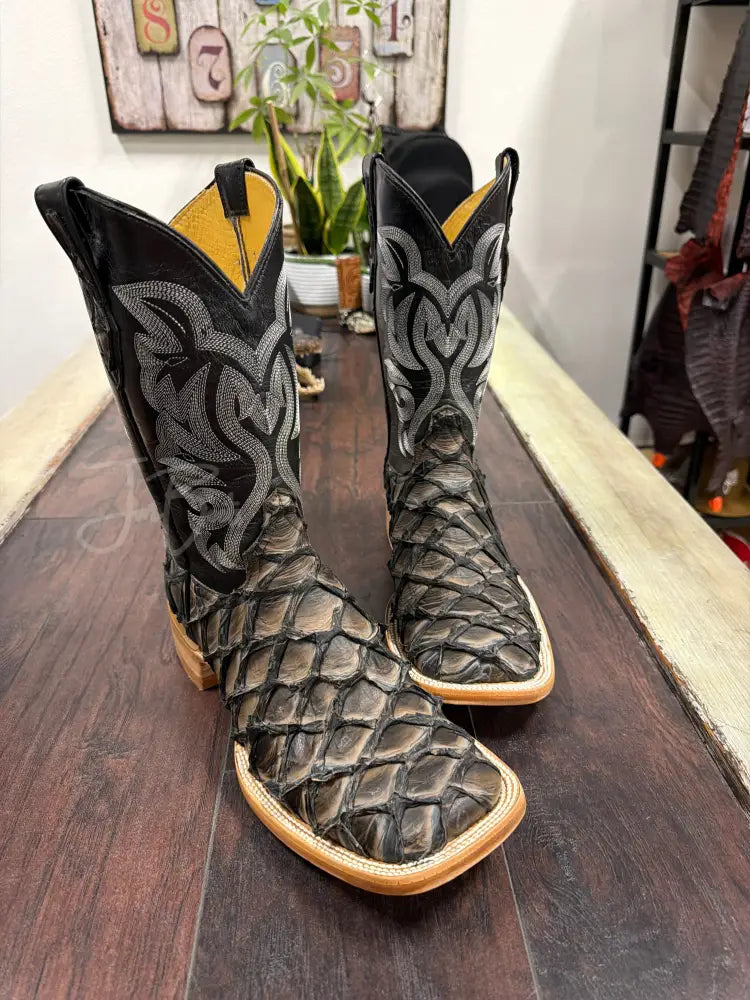 Pirarucu- Black Camel Rise Boots