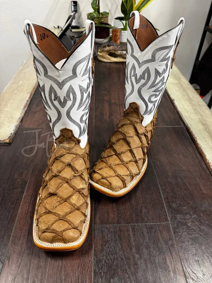 Pirarucu- Camel - Boots