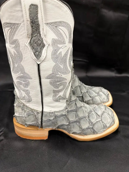 Pirarucu- Cement Grey Boots