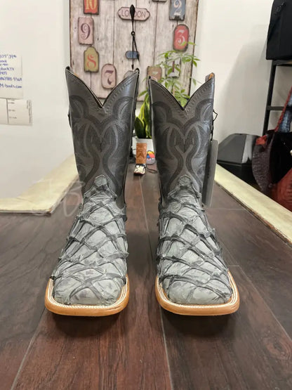 Pirarucu- Cement Grey Boots