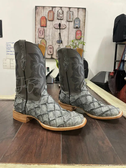 Pirarucu- Cement Grey Boots