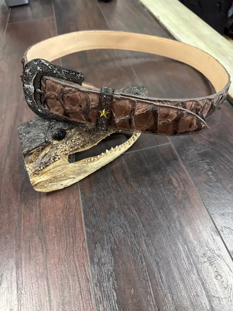 Pirarucu-Chocolate brown - Size 42-1.5’’ with Metal Buckle