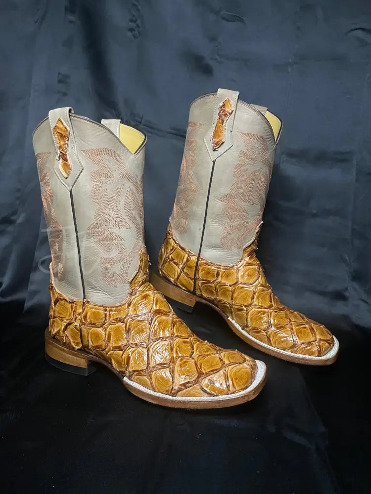 Pirarucu Ginger Chestnut - 9 1/2 EE - Boots