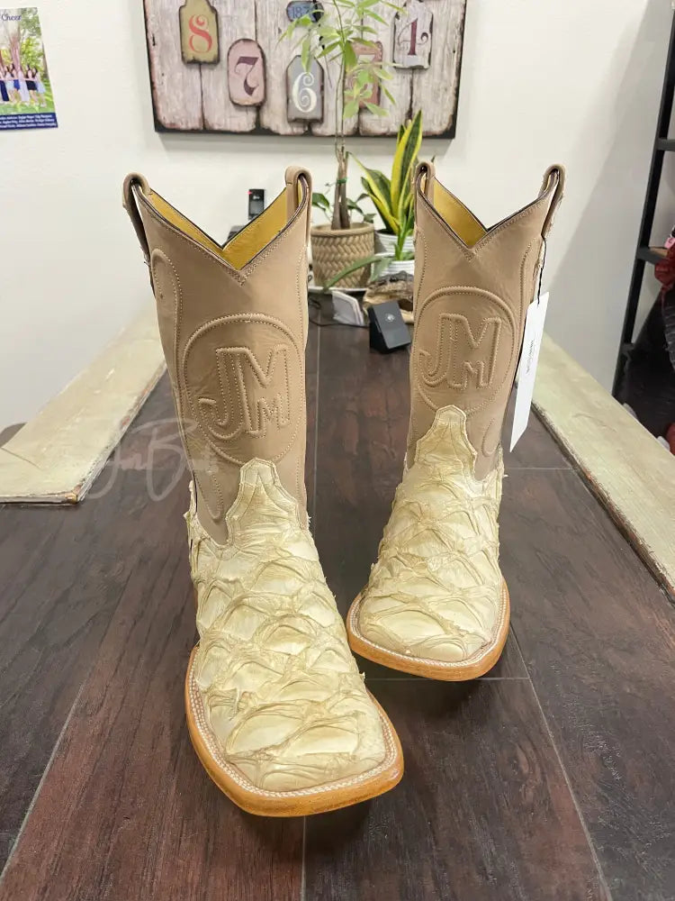 Pirarucu Ivory - 9 1/2 EE - Boots