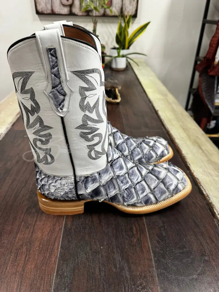 Pirarucu- Ivory Eclipse - Boots