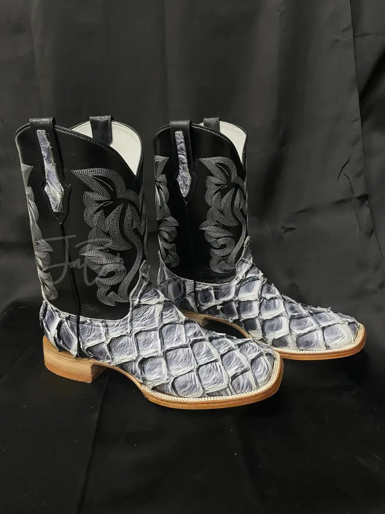 Pirarucu- Ivory Eclipse Boots
