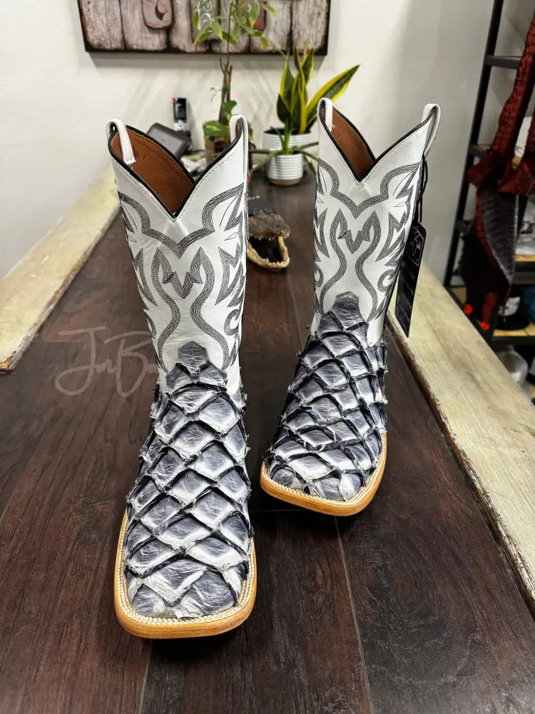 Pirarucu- Ivory Eclipse - Boots