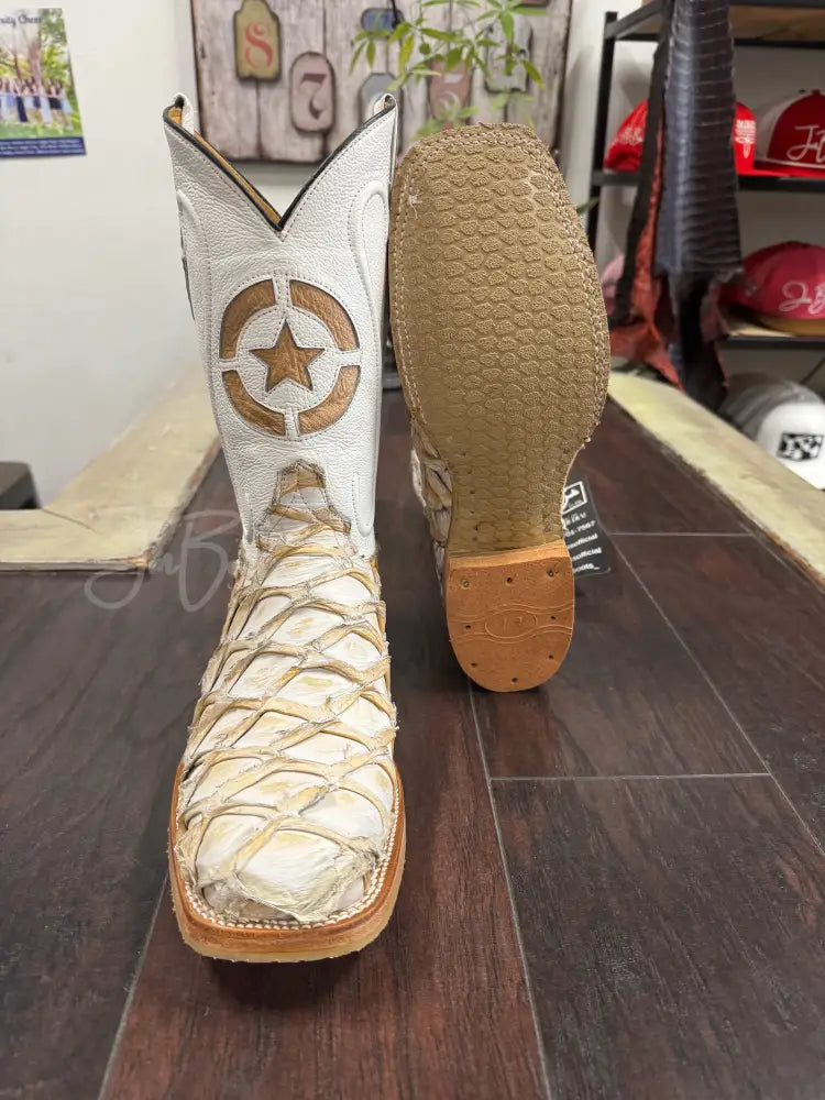 Pirarucu Marshmallow Steel Toe - 10 1/2 EE - Boots