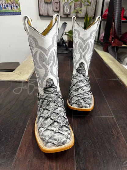 Pirarucu - Periodico - 8 1/2 E - Boots
