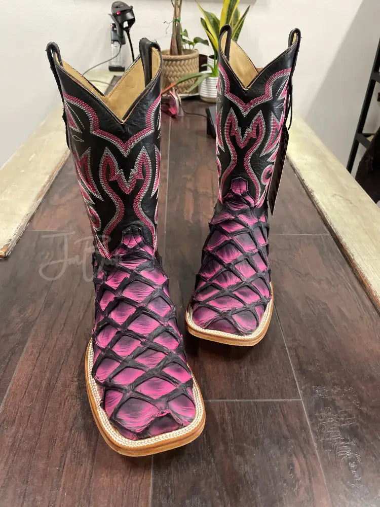 Pirarucu- Pink & Black - Boots
