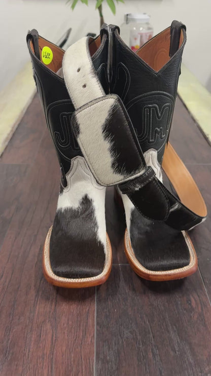 6.5 EE Cowhide Bl/Wh Boot and Belt Bundle