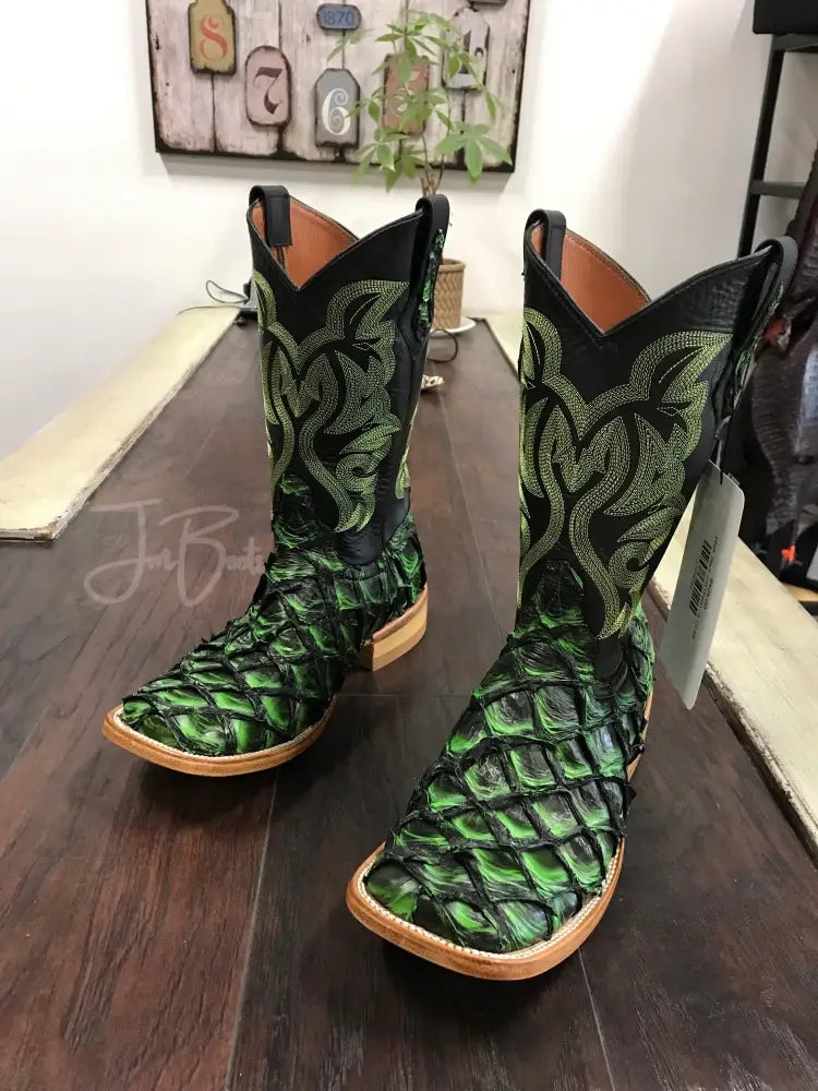 PRR- Black and Green - 8 1/2 EE - Boots