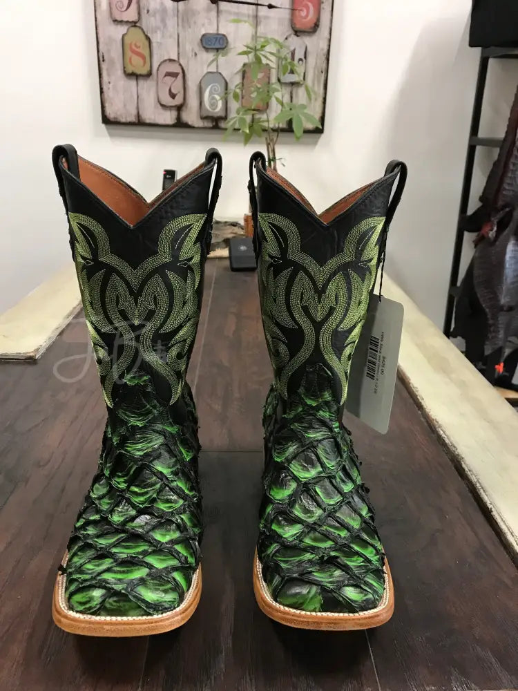 PRR- Black and Green - 8 1/2 EE - Boots