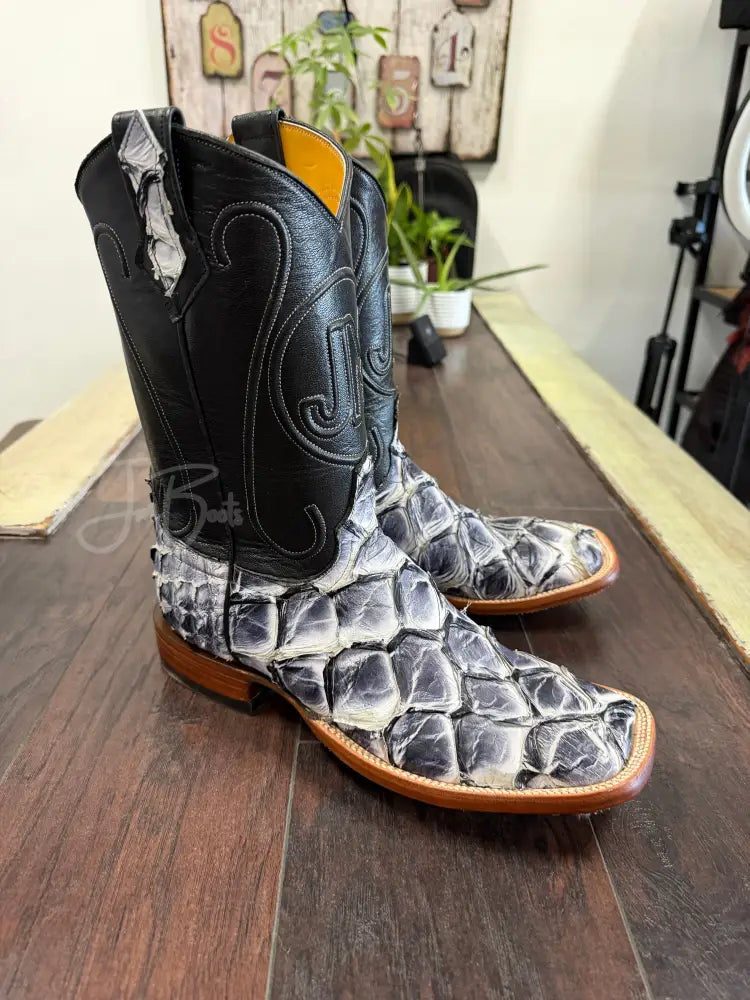PRR - Dark Snow - 11 EE - Boots