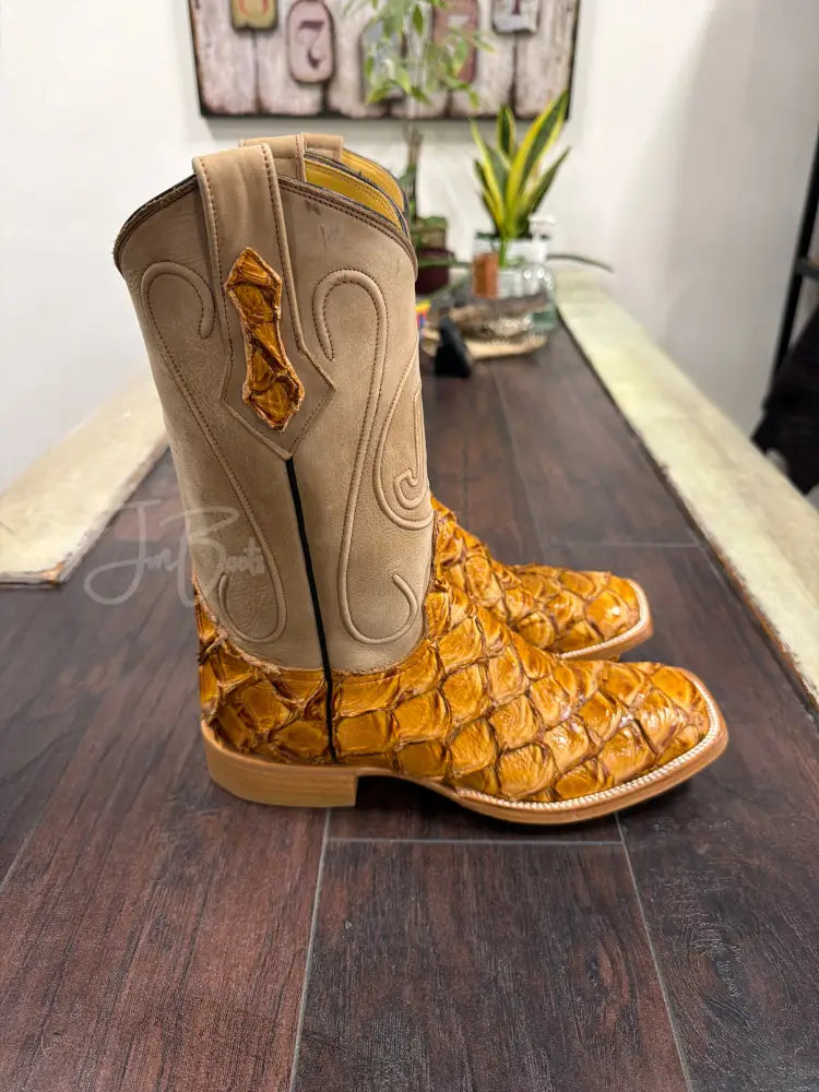 PRR Ginger Chestnut - 8 1/2 D - Boots