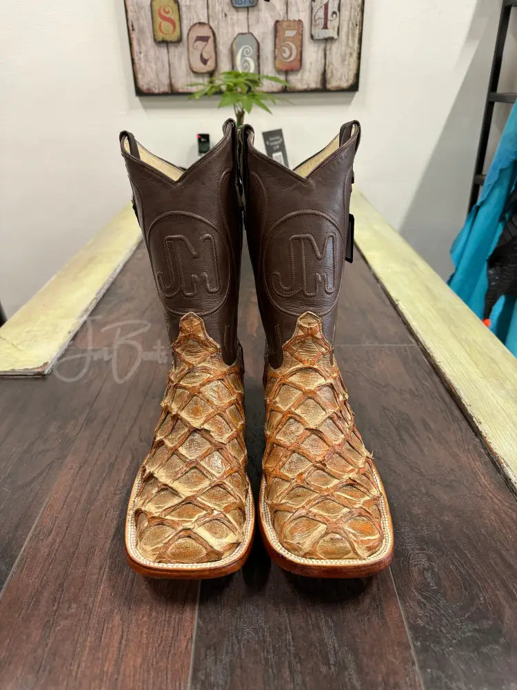 PRR - Salmon - 8EE - Boots