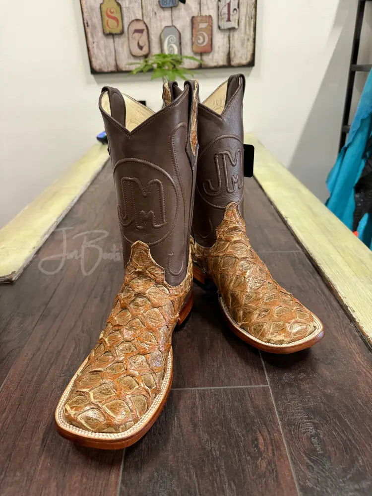 PRR - Salmon - 8EE - Boots