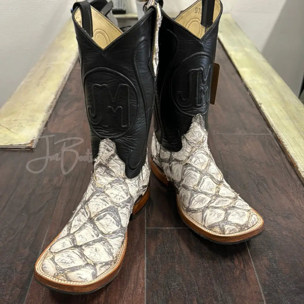 PRR white and silver - 7.5 EE-black tops & Rubber Soles - Boots