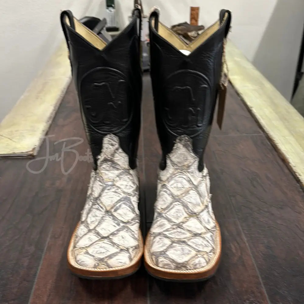 PRR white and silver - 7.5 EE-black tops & Rubber Soles - Boots