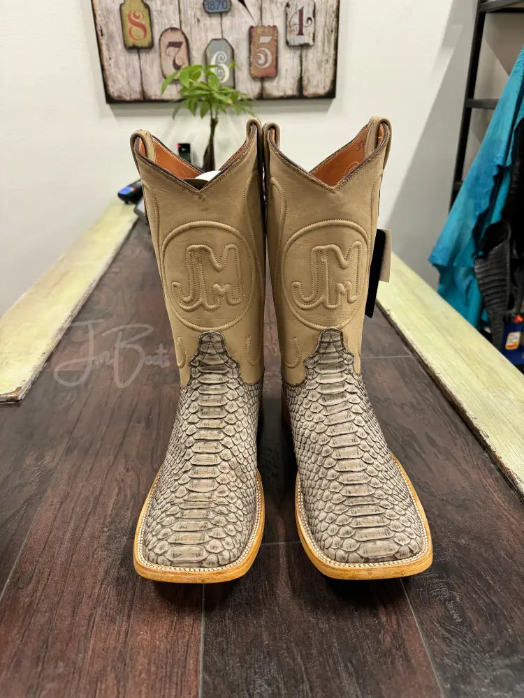 Python - Rustic Mink - 10EE