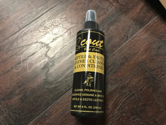 Reptile and exotic boot cleaner