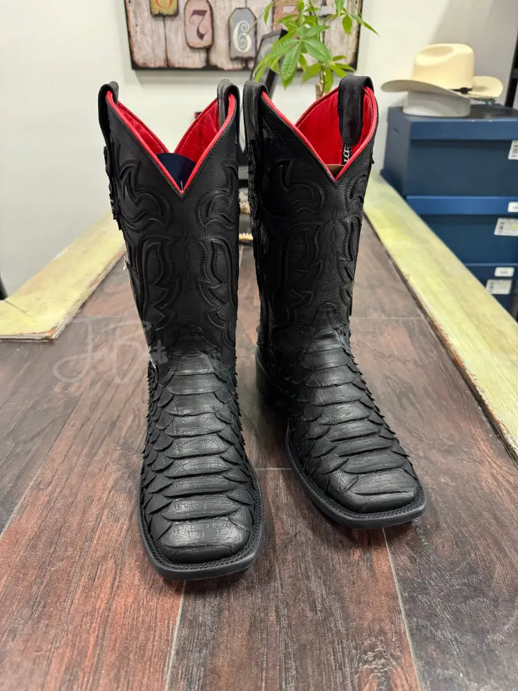 Rock’Em Matte Black Jumbo Python - 7.5 - Cowboy boots
