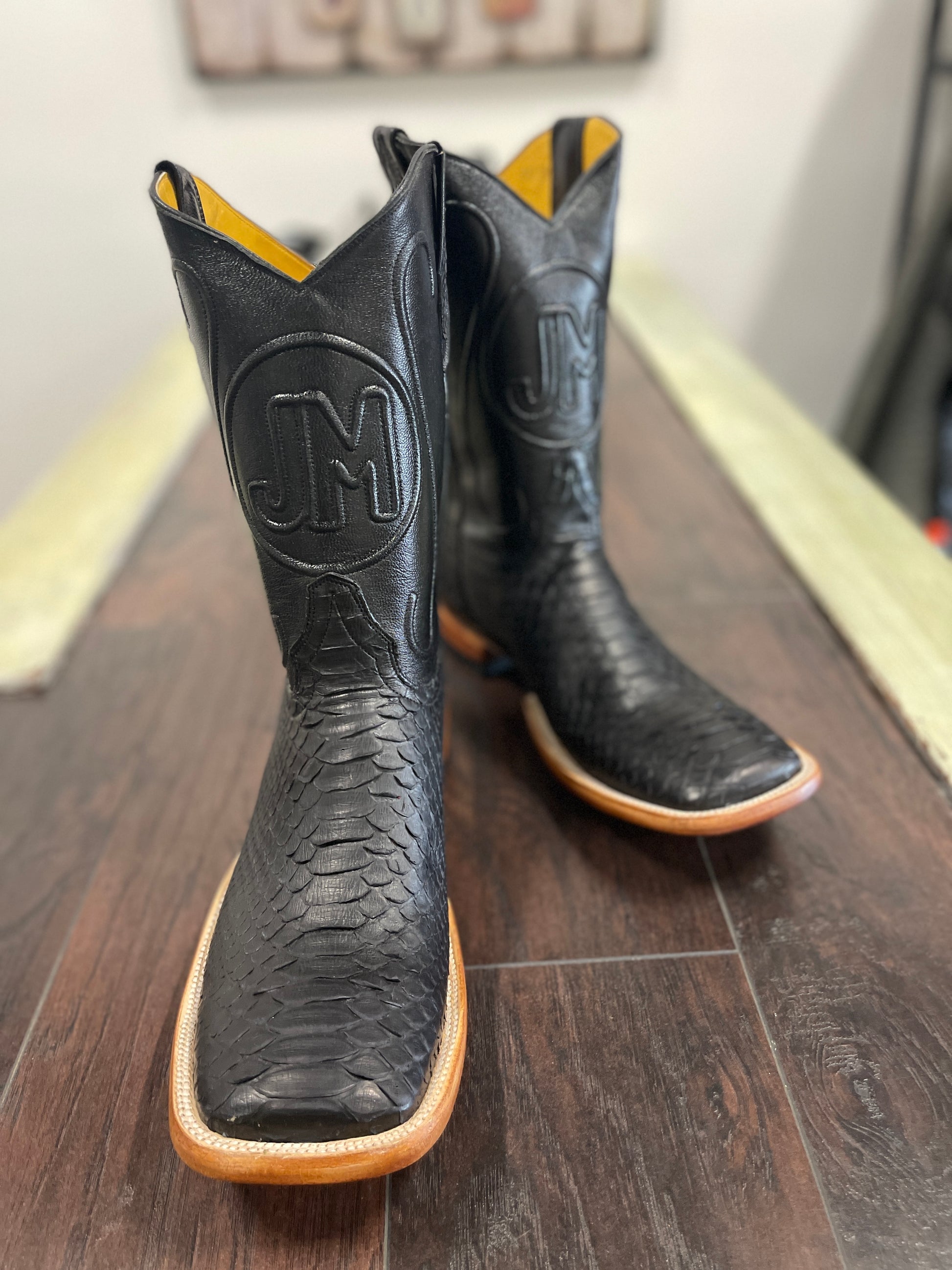 Python-Black Matte – JM Boots